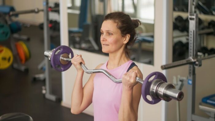Récupération musculaire chez la femme de 45 à 60 ans